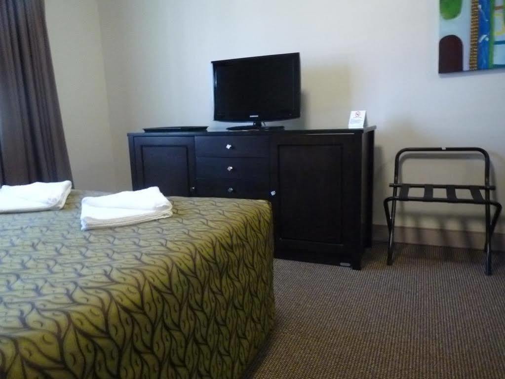 Redcliffe Motor Inn 외부 사진